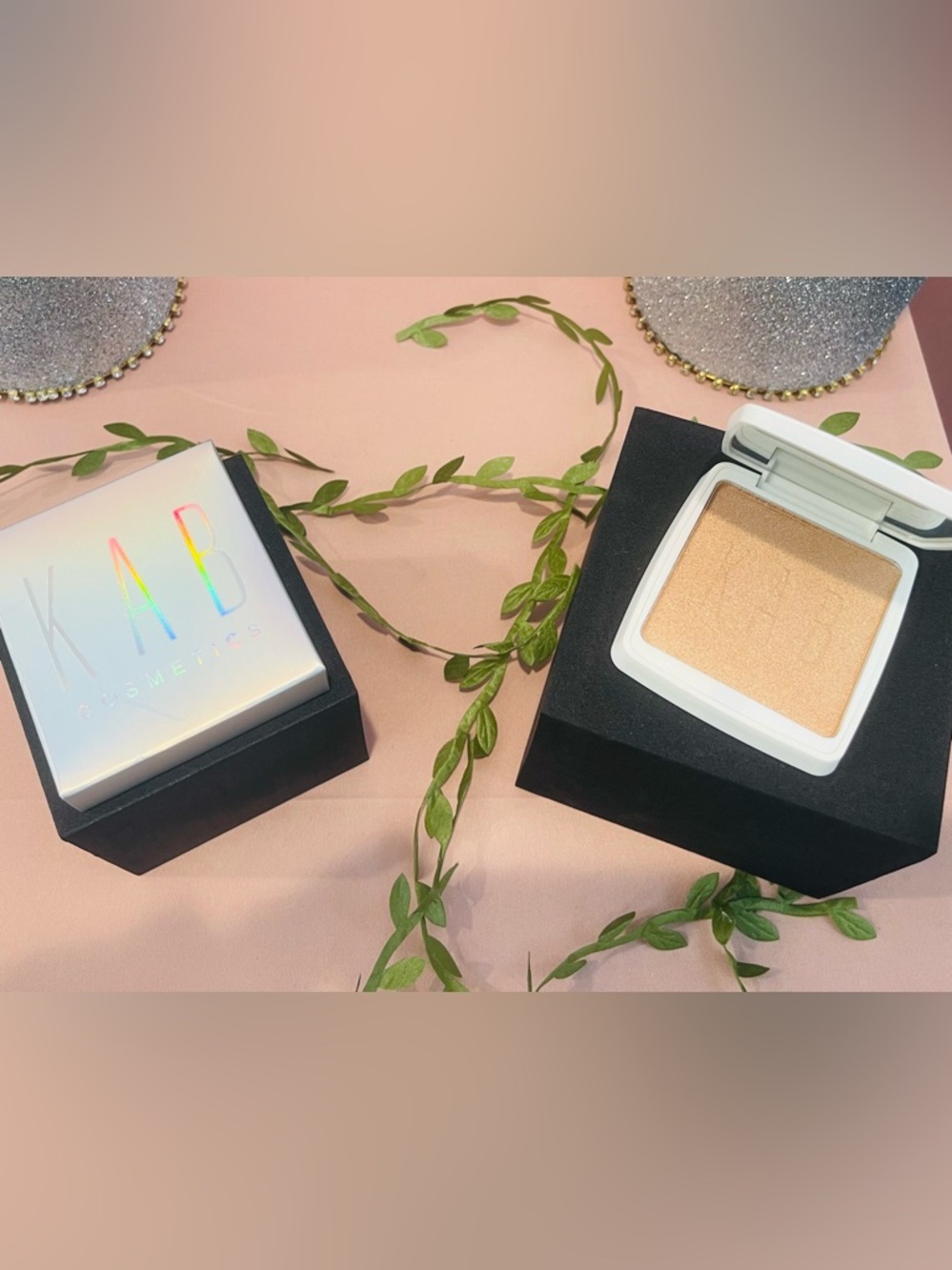 KAB COSMETICS Bronzed Babe Glow Powder.